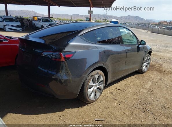 7SAYGDED1RF053146 2024 TESLA MODEL Y Серый Задняя правая четверть