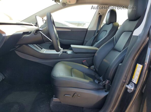 7SAYGDED1RF097907 2024 TESLA MODEL Gray Вид салону спереду