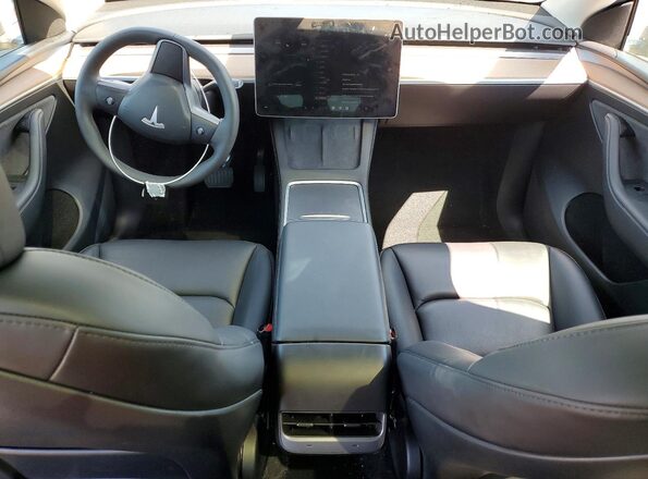 7SAYGDED1RF097907 2024 TESLA MODEL Gray Вид панелі приладів