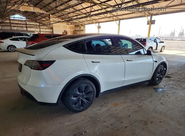 7SAYGDED1RF193049 2024 TESLA MODEL White Հետևի աջ