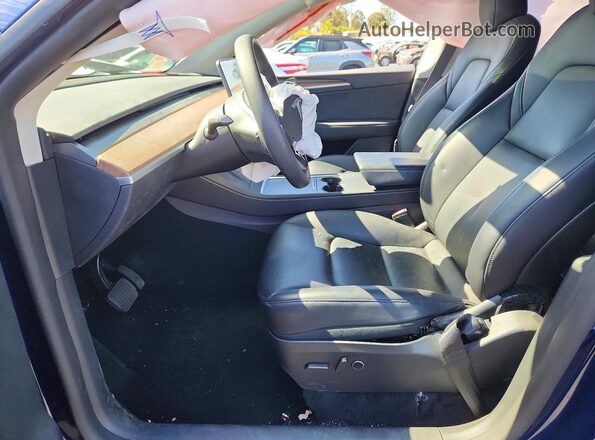 7SAYGDED1RF212151 2024 TESLA MODEL Синий Вид салона спереди