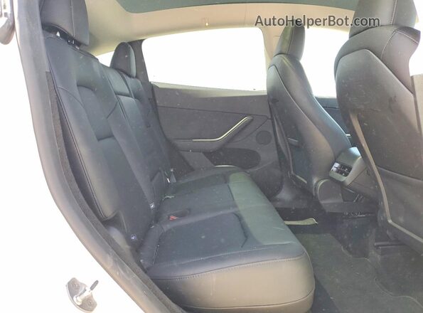 7SAYGDED1SA352400 2025 TESLA MODEL White Սալոնի հետևի տեսք