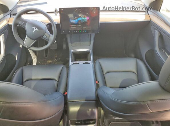 7SAYGDED1SA352400 2025 TESLA MODEL White Առջևի վահանակի տեսք