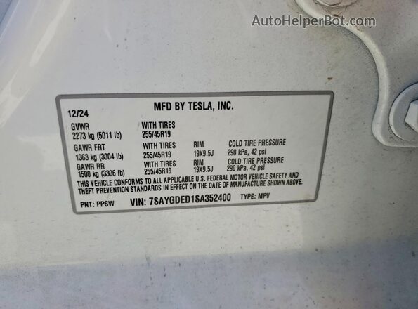 7SAYGDED1SA352400 2025 TESLA MODEL White VIN կոդի պիտակի տեսք