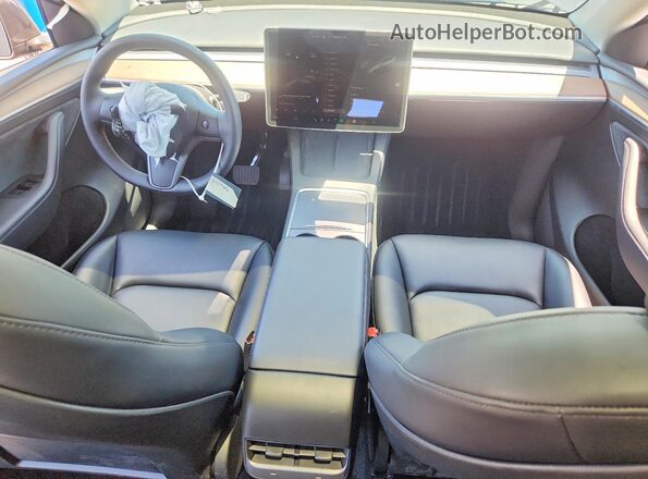 7SAYGDED1SF321151 2025 TESLA MODEL Gray Dashboard view