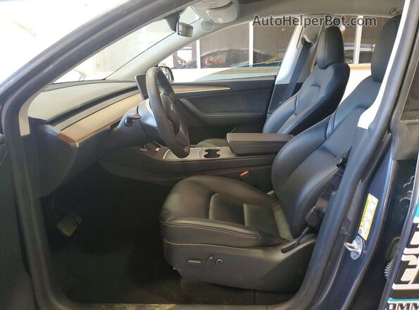 7SAYGDED2PF940185 2023 TESLA MODEL Белый Вид салона спереди