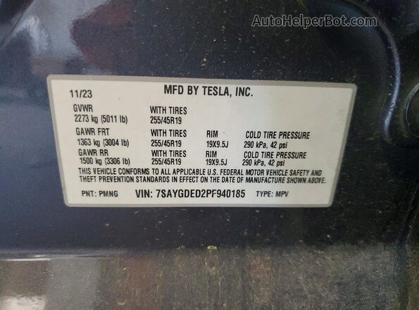 7SAYGDED2PF940185 2023 TESLA MODEL Белый Вид наклейки с VIN-кодом