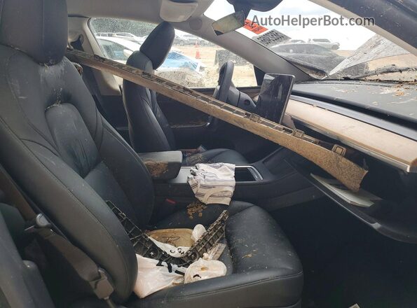 7SAYGDED2SA352793 2025 TESLA MODEL Серый Вид салона спереди