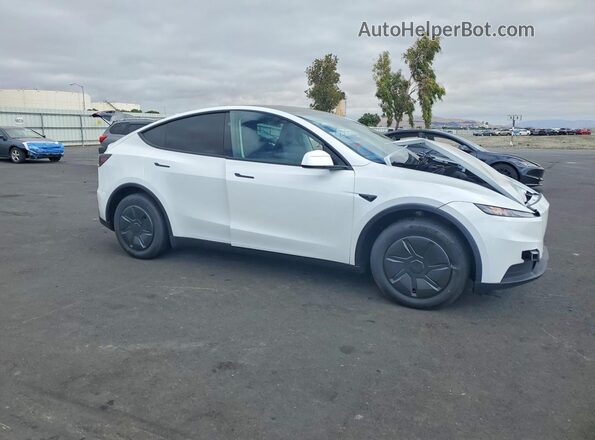 7SAYGDED3TA706483 2026 TESLA MODEL Белый Передняя правая четверть