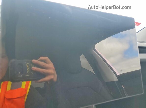 7SAYGDED3TA706483 2026 TESLA MODEL Белый Вид щитка приборов