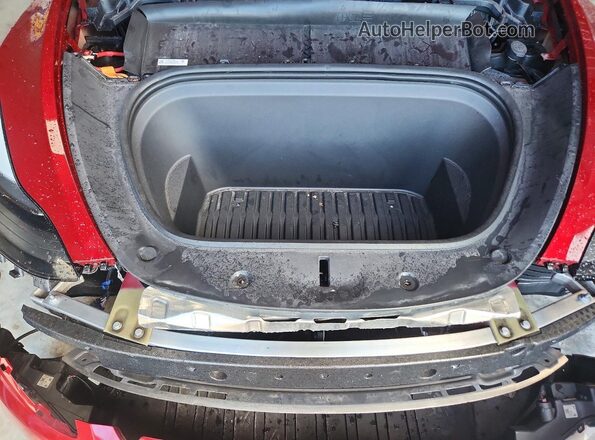 7SAYGDED4RF093639 2024 TESLA OTHER Красный Вид задней части салона