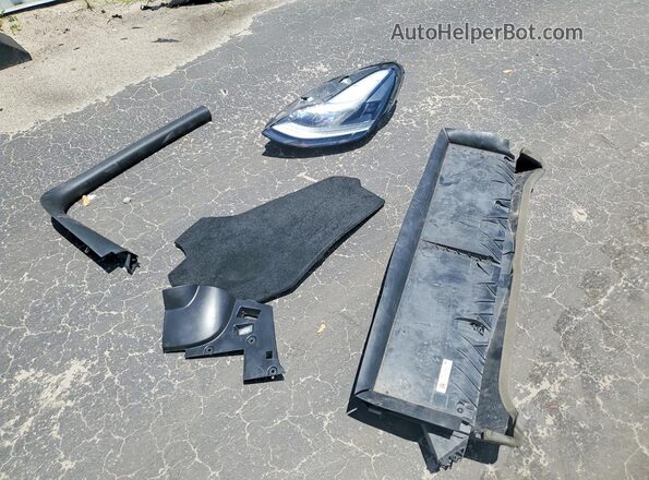 7SAYGDED4RF202522 2024 TESLA MODEL Black Widok naklejki z numerem VIN