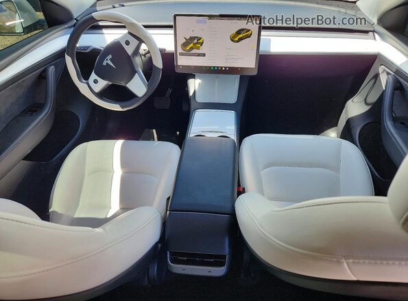 7SAYGDED4SF277419 2025 TESLA MODEL White Vista del salpicadero
