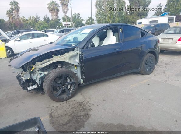 7SAYGDED4TF397979 2026 TESLA MODEL Y Black Front left