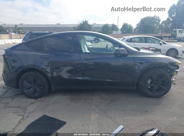 7SAYGDED4TF397979 2026 TESLA MODEL Y Black 360 interior view