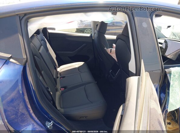 7SAYGDED4TF430804 2026 TESLA MODEL Y Blue VIN sticker view