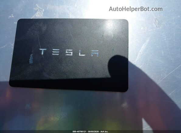 7SAYGDED4TF430804 2026 TESLA MODEL Y Blue Dashboard view