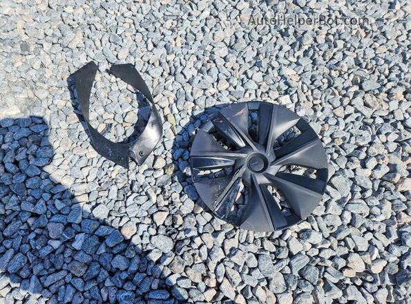 7SAYGDED5SF258877 2025 TESLA MODEL Серый Вид наклейки с VIN-кодом