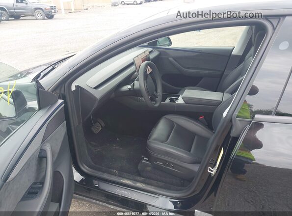 7SAYGDED5TA456955 2026 TESLA MODEL Y Black წინა სალონის ხედი