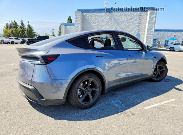 7SAYGDED5TF390975 2026 TESLA MODEL Silver Rear right
