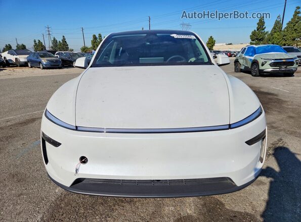 7SAYGDED5TF519314 2026 TESLA MODEL White Front view