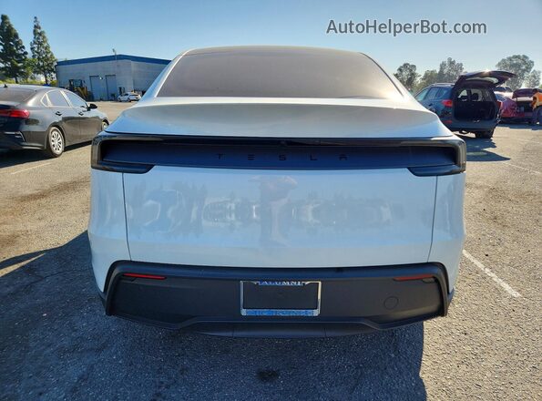 7SAYGDED5TF519314 2026 TESLA MODEL White Rear view