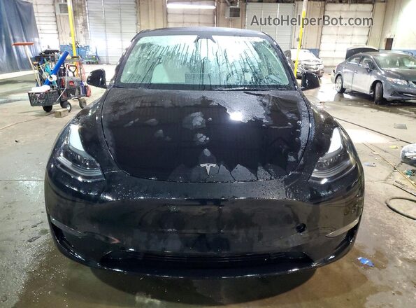 7SAYGDED6RF107413 2024 TESLA MODEL Black Widok z przodu