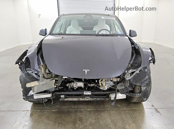 7SAYGDED6SF237231 2025 TESLA MODEL Gray Vista frontal