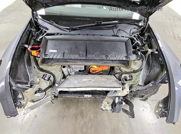 7SAYGDED6SF237231 2025 TESLA MODEL Gray Vista interior trasera