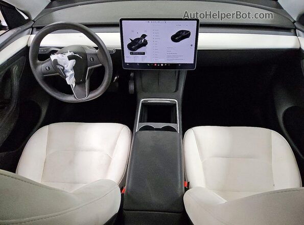 7SAYGDED6SF237231 2025 TESLA MODEL Gray Vista del salpicadero