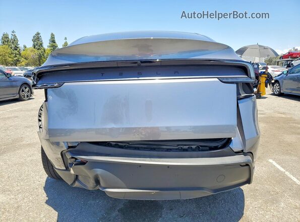 7SAYGDED6TF519984 2026 TESLA MODEL Silver Vista trasera