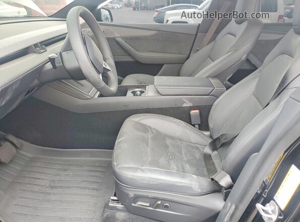 7SAYGDED6TF624590 2026 TESLA MODEL Black წინა სალონის ხედი