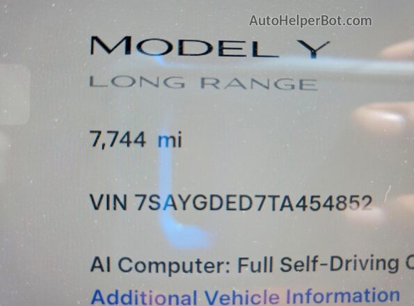 7SAYGDED7TA454852 2026 TESLA MODEL White Vista del cuadro de instrumentos