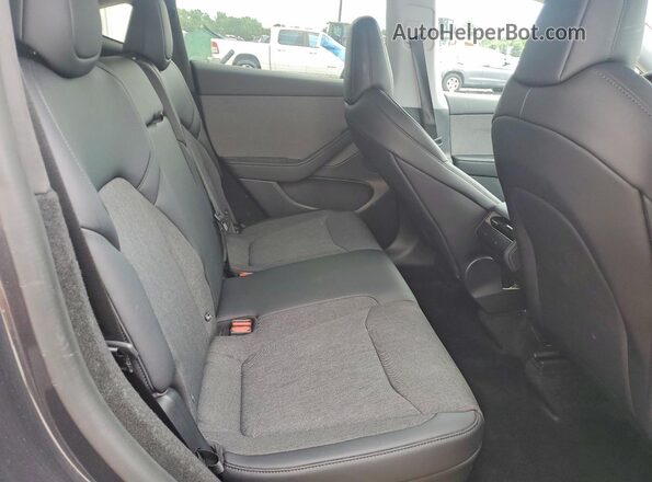 7SAYGDED7TA598711 2026 TESLA MODEL Charcoal უკანა სავარძლების ხედი