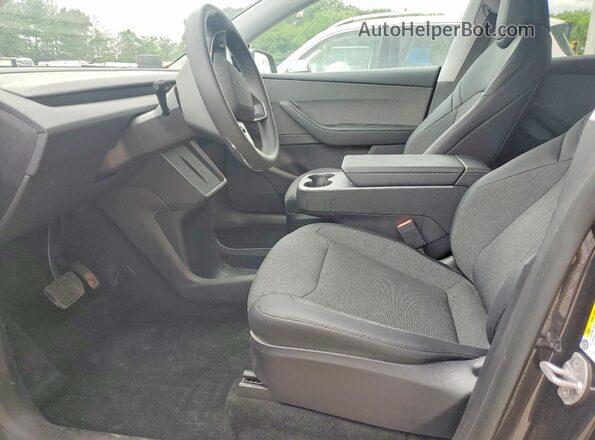 7SAYGDED7TA598711 2026 TESLA MODEL Charcoal წინა სალონის ხედი