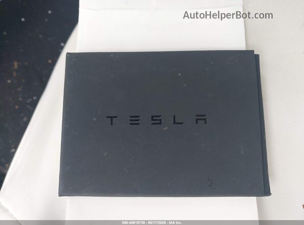 7SAYGDED8RF151154 2024 TESLA MODEL Y Черный Вид панели приборов