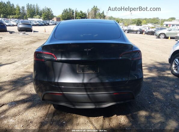 7SAYGDED8RF151154 2024 TESLA MODEL Y Черный 