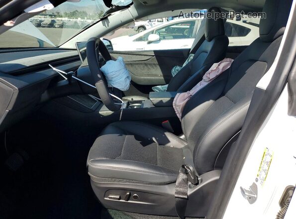 7SAYGDED8TF384863 2026 TESLA MODEL White Սալոնի դիմացի տեսք