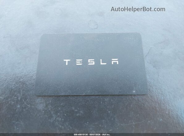 7SAYGDED8TF562108 2026 TESLA MODEL Y Black Առջևի վահանակի տեսք