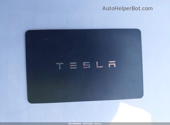 7SAYGDED9PF956836 2023 TESLA MODEL Y Серый Вид панели приборов
