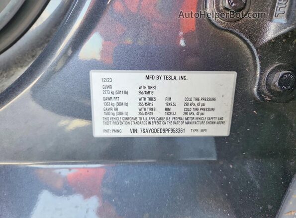 7SAYGDED9PF958361 2023 TESLA MODEL Gray Widok komory silnika
