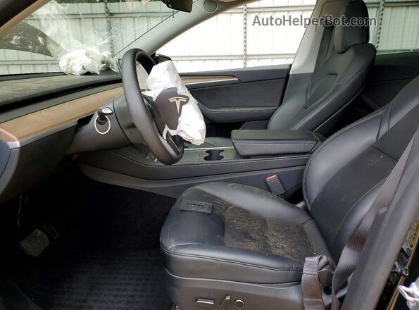 7SAYGDED9RF050897 2024 TESLA MODEL Black Widok wnętrza z przodu