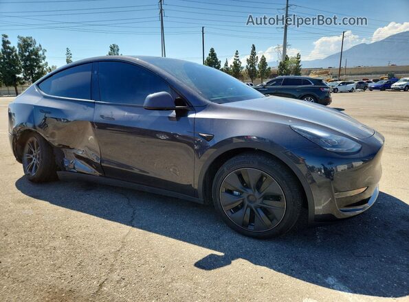 7SAYGDED9SF250524 2025 TESLA MODEL Серый Передняя правая четверть