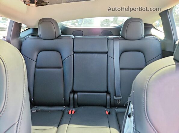 7SAYGDED9SF250524 2025 TESLA MODEL Серый Вид задних сидений