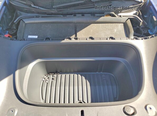 7SAYGDED9TA579884 2026 TESLA MODEL Blue Vista interior trasera
