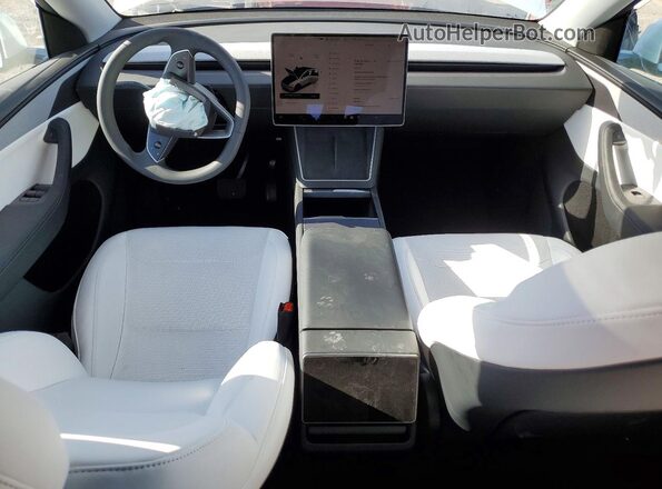 7SAYGDED9TF539405 2026 TESLA MODEL White Вид панелі приладів