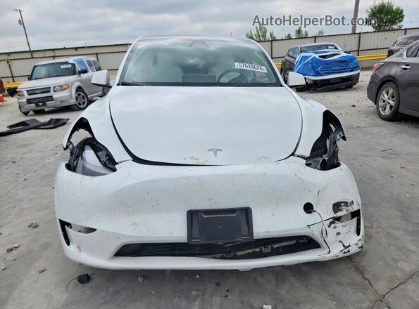 7SAYGDEDXRA303951 2024 TESLA MODEL Белый Вид спереди