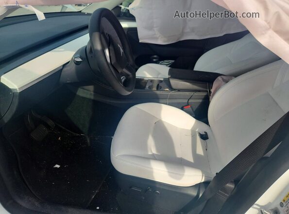 7SAYGDEDXRF041691 2024 TESLA MODEL White წინა სალონის ხედი