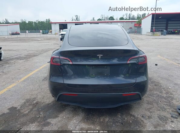 7SAYGDEDXSF260513 2025 TESLA MODEL Y Gray Панорамний вид салону 360°
