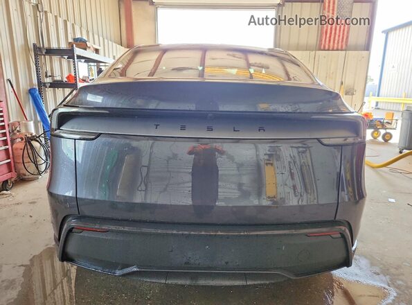 7SAYGDEDXTA470429 2026 TESLA MODEL Gray Rear view